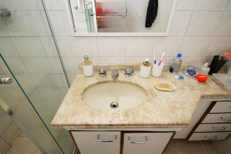 Casa de condomínio para alugar com 380m², 4 quartos e 2 vagas Casa de condomínio para alugar com 380m², 4 quartos e 2 vagasBanheiro Suíte 1