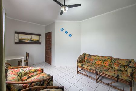 Sala de apartamento para alugar com 1 quarto, 70m² em Nova Mirim, Praia Grande