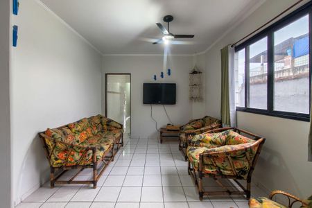 Sala de apartamento para alugar com 1 quarto, 70m² em Nova Mirim, Praia Grande