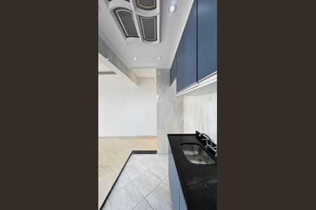 Cozinha de apartamento para alugar com 3 quartos, 66m² em Vila Curuçá, Santo André