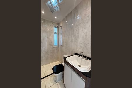 Apartamento para alugar com 66m², 3 quartos e 2 vagas Apartamento para alugar com 66m², 3 quartos e 2 vagasBanheiro
