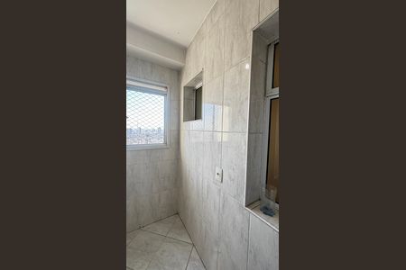 Área de Serviço de apartamento para alugar com 3 quartos, 66m² em Vila Curuçá, Santo André