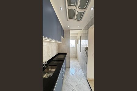 Apartamento para alugar com 66m², 3 quartos e 2 vagas Apartamento para alugar com 66m², 3 quartos e 2 vagasCozinha