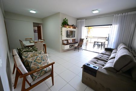 Apartamento para alugar com 3 quartos, 112m² em Setor Bueno, Goiânia