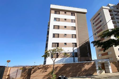 Fachada de apartamento para alugar com 4 quartos, 204m² em Sagrada Família, Belo Horizonte