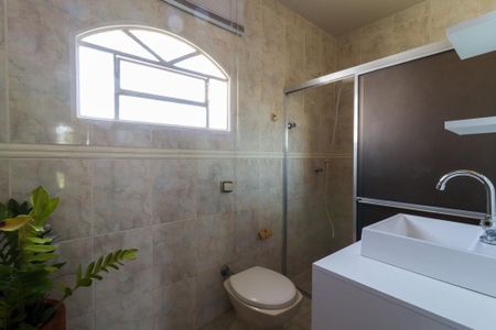 Casa para alugar com 190m², 4 quartos e 4 vagas