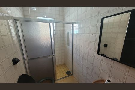 Banheiro de casa para alugar com 2 quartos, 150m² em Jardim Iva, São Paulo