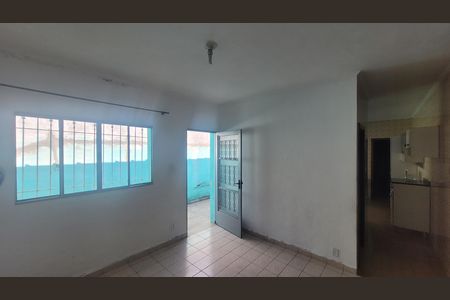 Casa para alugar com 2 quartos, 150m² em Jardim Iva, São Paulo