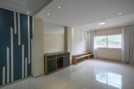 Sala de casa para alugar com 3 quartos, 407m² em Parque Monte Alegre, Taboão da Serra