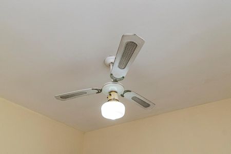 Quarto 2 de casa para alugar com 2 quartos, 60m² em Vila da Penha, Rio de Janeiro