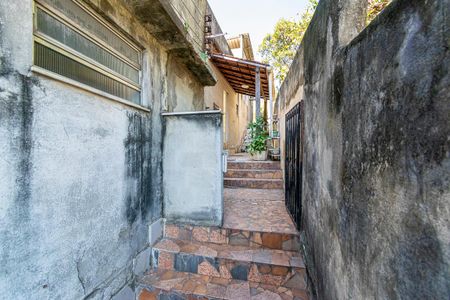 Área comum - Entrada do Imóvel de casa para alugar com 2 quartos, 60m² em Vila da Penha, Rio de Janeiro