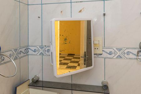 Casa para alugar com 60m², 2 quartos e 1 vaga Casa para alugar com 60m², 2 quartos e 1 vagaBanheiro 2