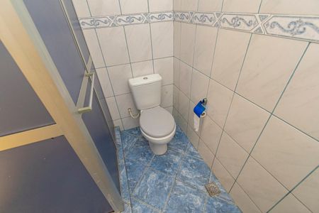 Casa para alugar com 60m², 2 quartos e 1 vaga Casa para alugar com 60m², 2 quartos e 1 vagaBanheiro 2