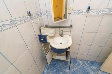 Banheiro 2 de casa para alugar com 2 quartos, 60m² em Vila da Penha, Rio de Janeiro