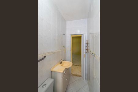 Casa para alugar com 60m², 2 quartos e 1 vaga Casa para alugar com 60m², 2 quartos e 1 vagaBanheiro 1