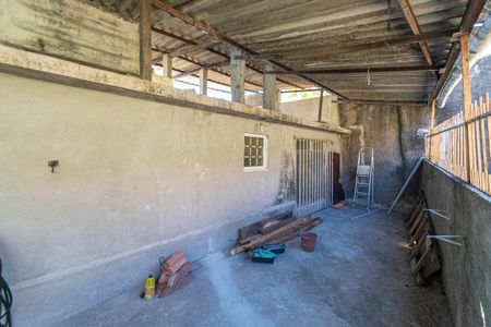 Casa para alugar com 60m², 2 quartos e 1 vaga Casa para alugar com 60m², 2 quartos e 1 vagaVaranda