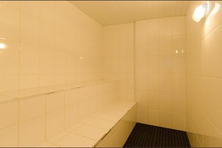 Apartamento à venda com 130m², 3 quartos e 2 vagas Apartamento à venda com 130m², 3 quartos e 2 vagasSauna
