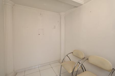 Apartamento à venda com 130m², 3 quartos e 2 vagas Apartamento à venda com 130m², 3 quartos e 2 vagasQuarto de Serviço