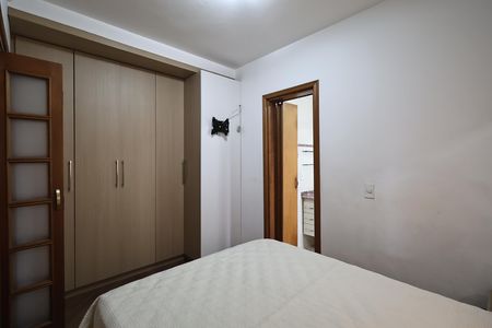 Apartamento à venda com 130m², 3 quartos e 2 vagas Apartamento à venda com 130m², 3 quartos e 2 vagasSuite 3