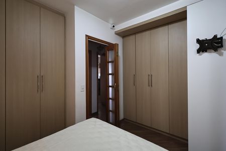 Apartamento à venda com 130m², 3 quartos e 2 vagas Apartamento à venda com 130m², 3 quartos e 2 vagasSuite 3