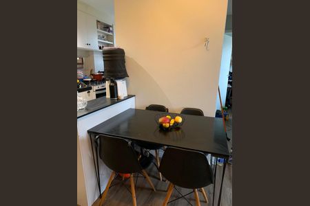 Sala de apartamento para alugar com 2 quartos, 41m² em Jardim Helian, São Paulo