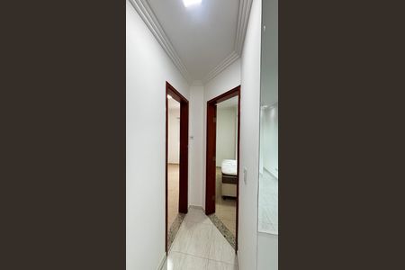 Corredor de apartamento para alugar com 2 quartos, 50m² em Parque Capuava, Santo André