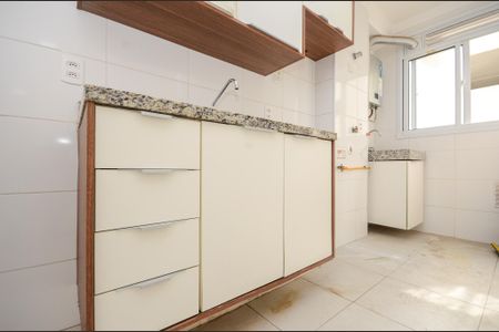 Cozinha de apartamento para alugar com 2 quartos, 44m² em Jardim Iris, São Paulo