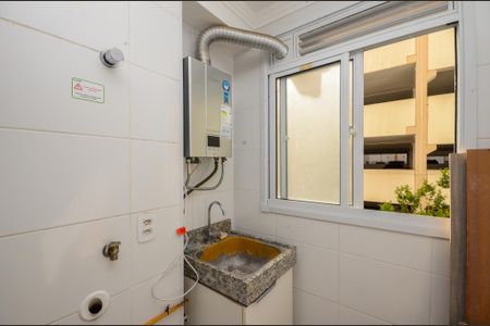 Cozinha de apartamento para alugar com 2 quartos, 44m² em Jardim Iris, São Paulo