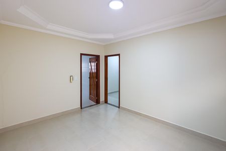 Casa à venda com 205m², 3 quartos e 4 vagas Casa à venda com 205m², 3 quartos e 4 vagasSala de Jantar