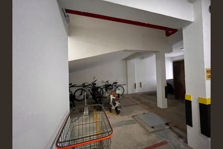 Garagem de apartamento à venda com 2 quartos, 70m² em Gávea, Rio de Janeiro