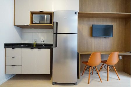 Cozinha de kitnet/studio para alugar com 1 quarto, 25m² em Chácara Inglesa, São Paulo