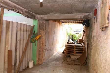 Quintal - Frente de casa à venda com 3 quartos, 400m² em Vila Curuçá Velha, São Paulo