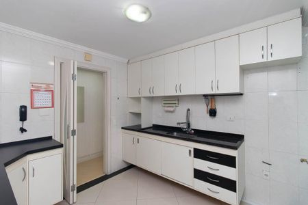 Apartamento à venda com 70m², 2 quartos e 1 vaga Apartamento à venda com 70m², 2 quartos e 1 vagaCozinha e Área de Serviço