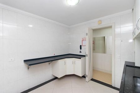 Apartamento à venda com 70m², 2 quartos e 1 vaga Apartamento à venda com 70m², 2 quartos e 1 vagaCozinha e Área de Serviço