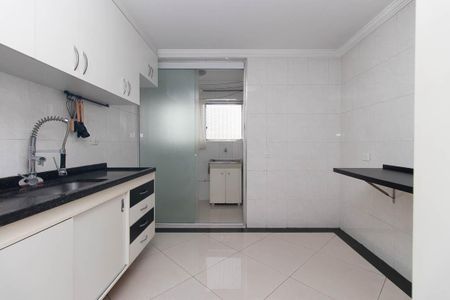 Apartamento à venda com 70m², 2 quartos e 1 vaga Apartamento à venda com 70m², 2 quartos e 1 vagaCozinha e Área de Serviço