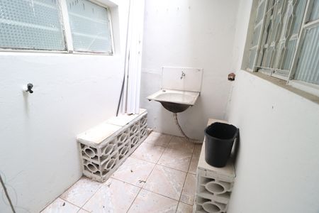 Área de Serviço de apartamento para alugar com 2 quartos, 55m² em Lídice, Uberlândia