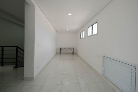 Área comum de apartamento para alugar com 2 quartos, 46m² em Vila Granada, São Paulo