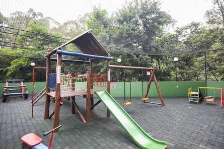 Apartamento à venda com 120m², 3 quartos e 2 vagas Apartamento à venda com 120m², 3 quartos e 2 vagasPlayground