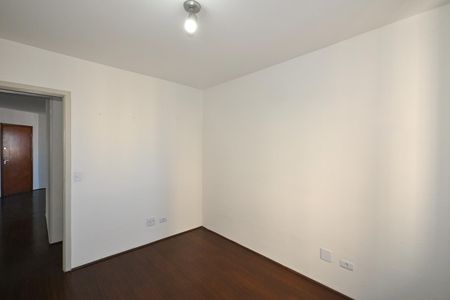 Apartamento à venda com 120m², 3 quartos e 2 vagasQuarto 2