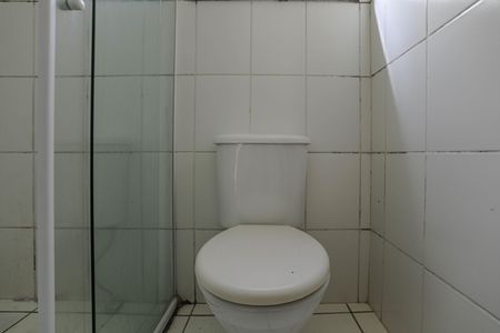 Apartamento para alugar com 52m², 2 quartos e sem vaga Apartamento para alugar com 52m², 2 quartos e sem vagaBanheiro