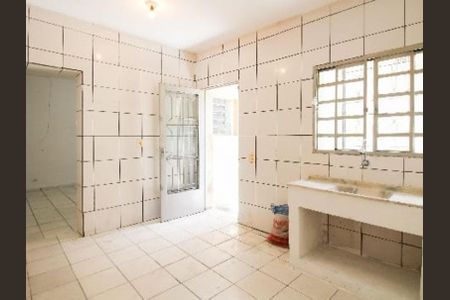 Casa à venda com 125m², 6 quartos e 1 vaga Casa à venda com 125m², 6 quartos e 1 vagaCozinha