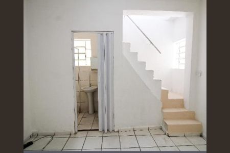 Casa à venda com 125m², 6 quartos e 1 vaga Casa à venda com 125m², 6 quartos e 1 vagaSala