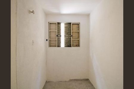 Casa à venda com 125m², 6 quartos e 1 vaga Casa à venda com 125m², 6 quartos e 1 vagaQuarto