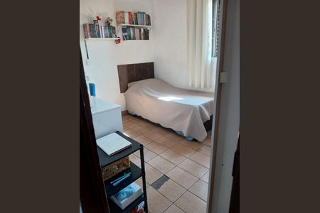 Casa à venda com 125m², 6 quartos e 1 vaga Casa à venda com 125m², 6 quartos e 1 vagaQuarto