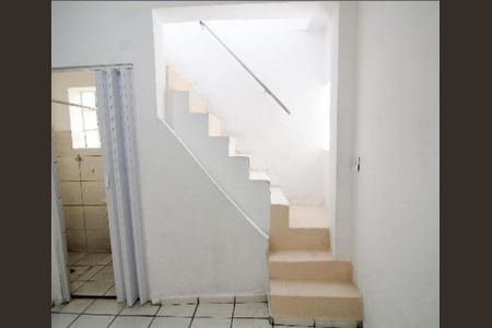 Casa à venda com 125m², 6 quartos e 1 vaga Casa à venda com 125m², 6 quartos e 1 vagaSala