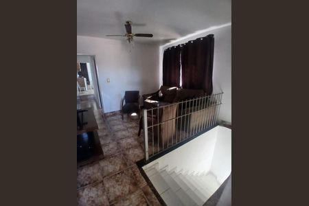 Casa à venda com 125m², 6 quartos e 1 vaga Casa à venda com 125m², 6 quartos e 1 vagaSala 2