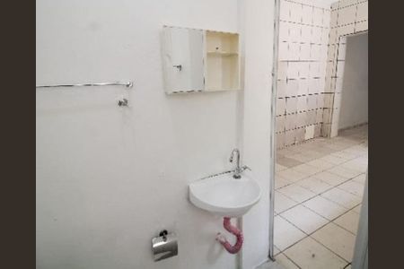 Casa à venda com 125m², 6 quartos e 1 vaga Casa à venda com 125m², 6 quartos e 1 vagaBanheiro