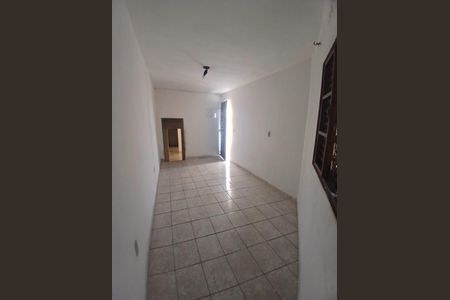 Casa à venda com 125m², 6 quartos e 1 vaga Casa à venda com 125m², 6 quartos e 1 vagaQuarto