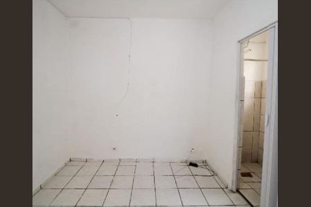 Casa à venda com 125m², 6 quartos e 1 vaga Casa à venda com 125m², 6 quartos e 1 vagaQuarto