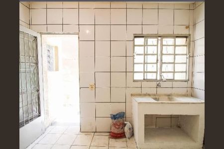 Casa à venda com 125m², 6 quartos e 1 vaga Casa à venda com 125m², 6 quartos e 1 vagaCozinha
